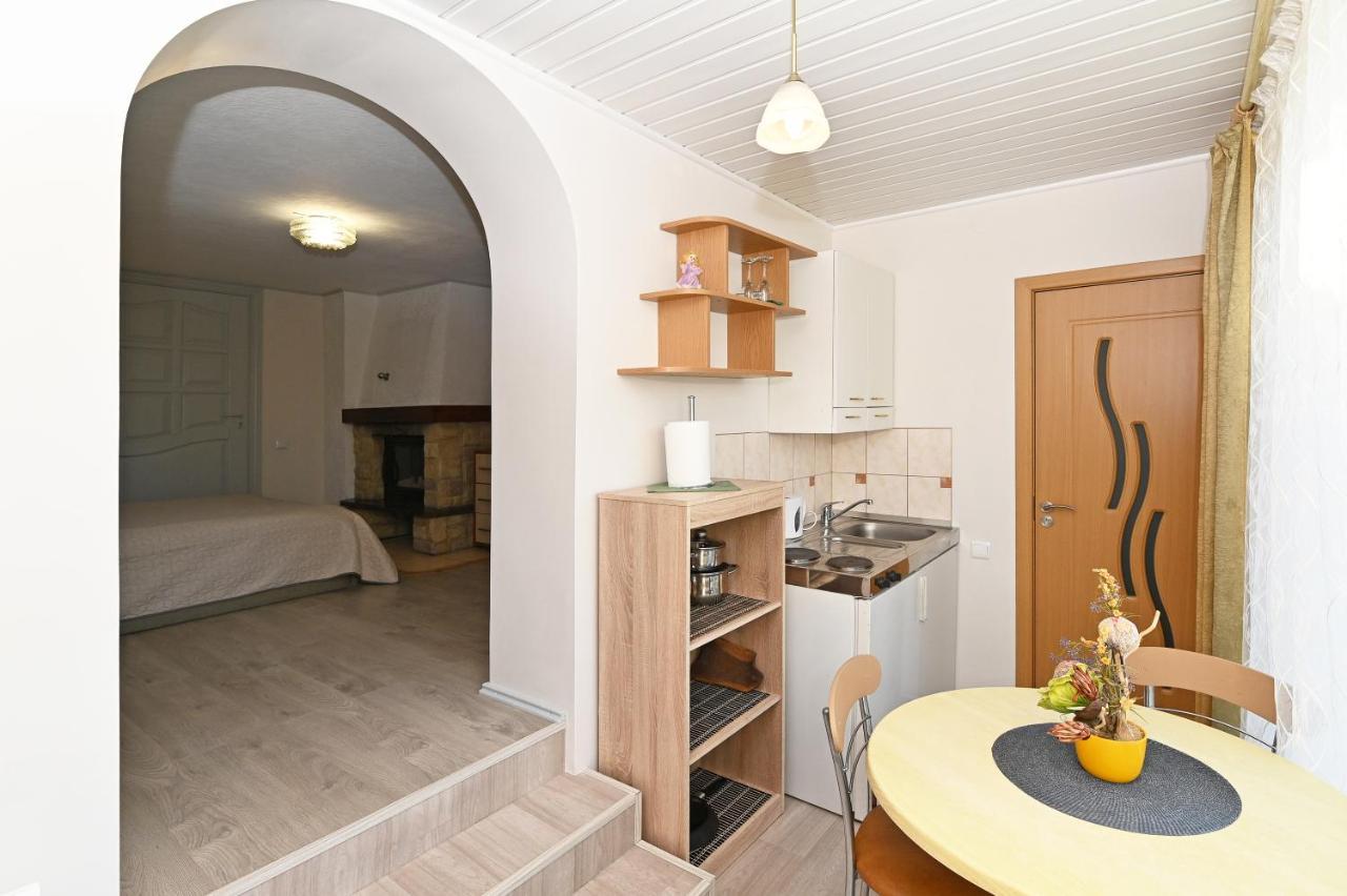 Almuka Apartment พาลังกา ภายนอก รูปภาพ